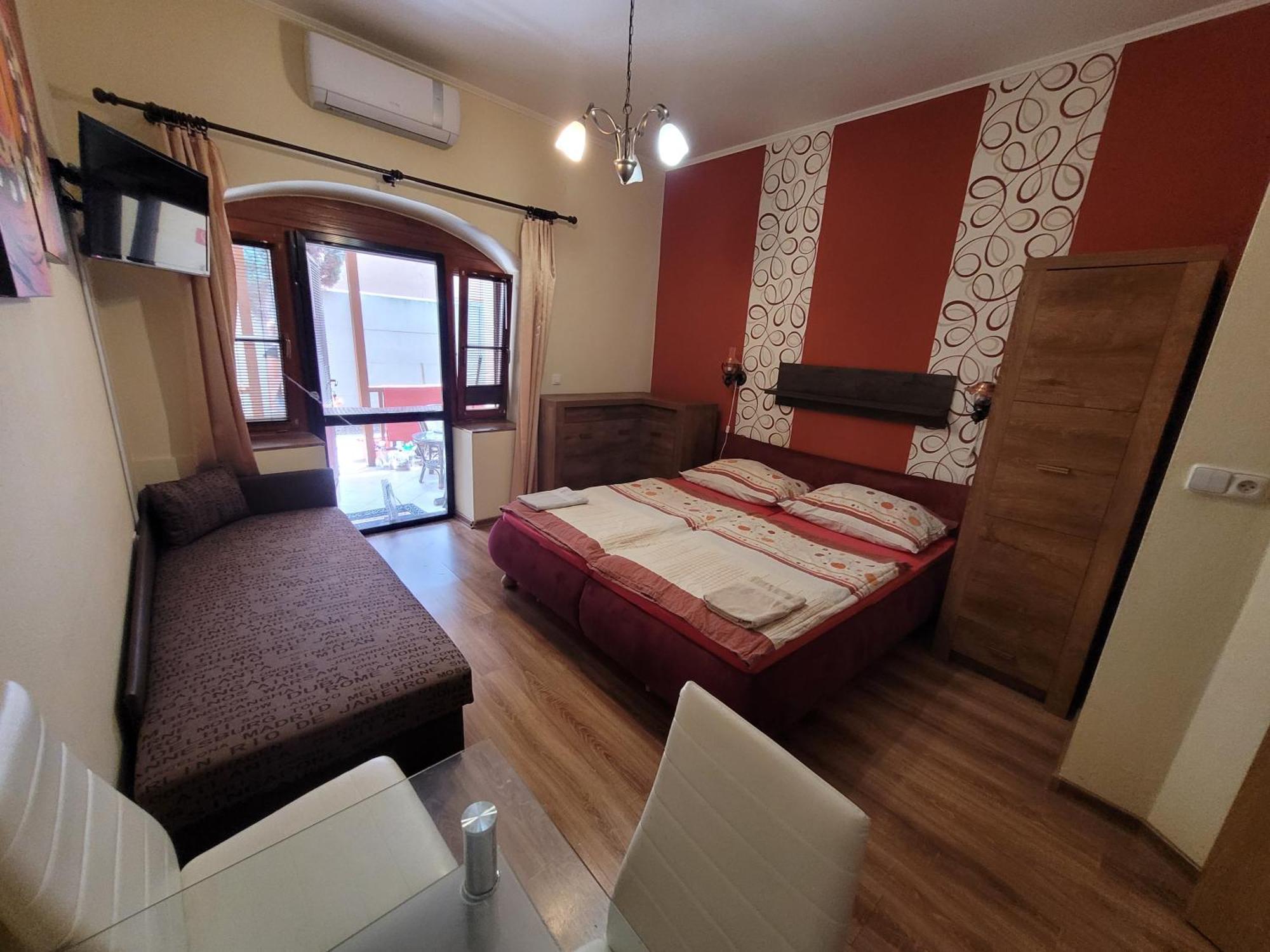 Penzion Korzo Štúrovo Dış mekan fotoğraf