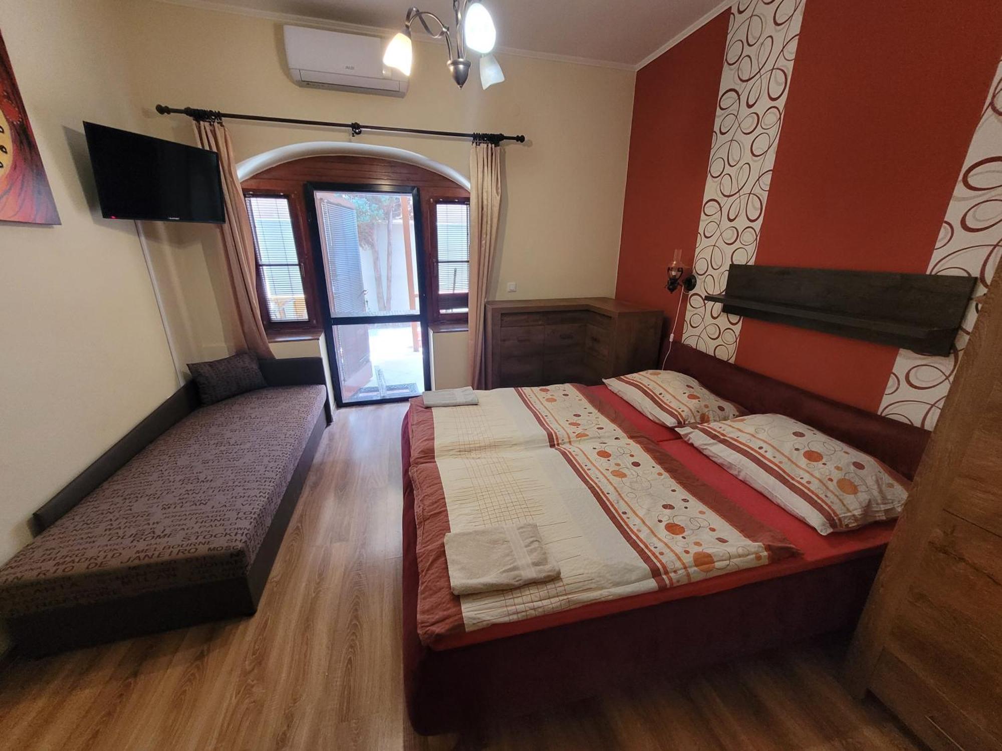 Penzion Korzo Štúrovo Dış mekan fotoğraf